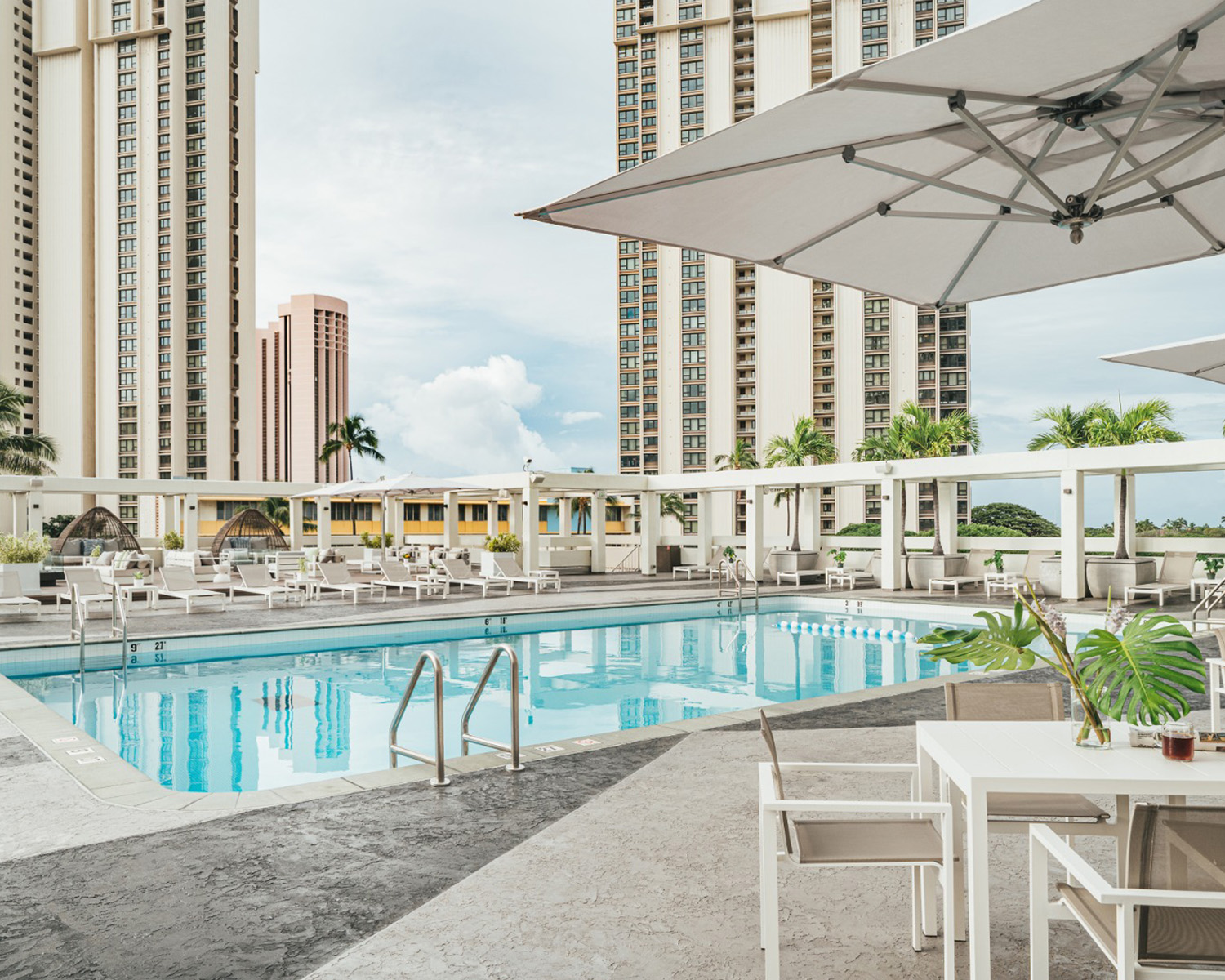 Ala Moana Hotel